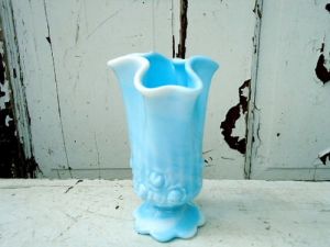 Pictures of vases - Vintage Fenton Blue Slag vase.jpg